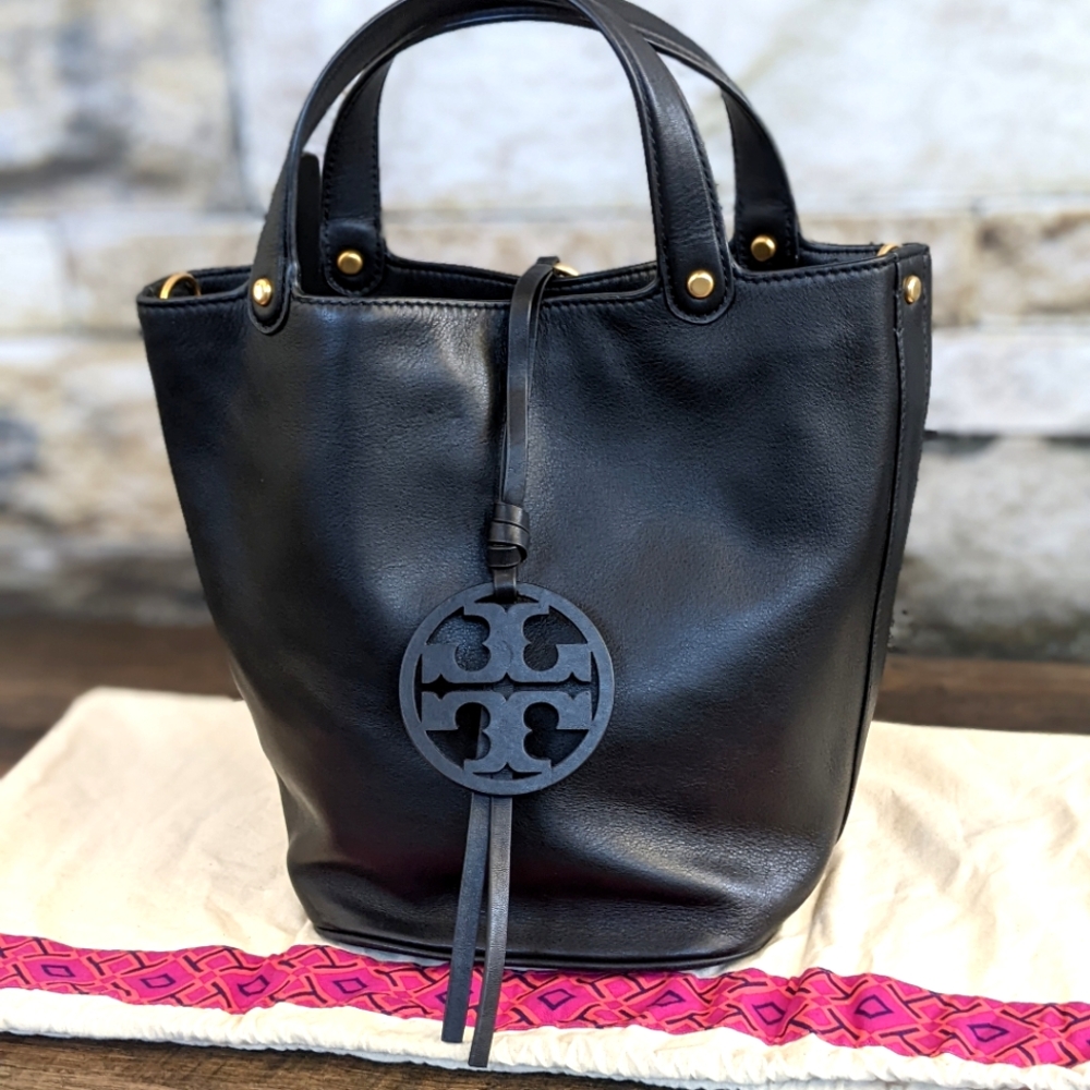 Tory Burch Miller Black Leather Bucket Tote Bag w. Removable Crossbody Strap